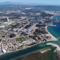 Acerinox Europa: Fábrica integral de producto plano situada en el Estrecho de Gibraltar.